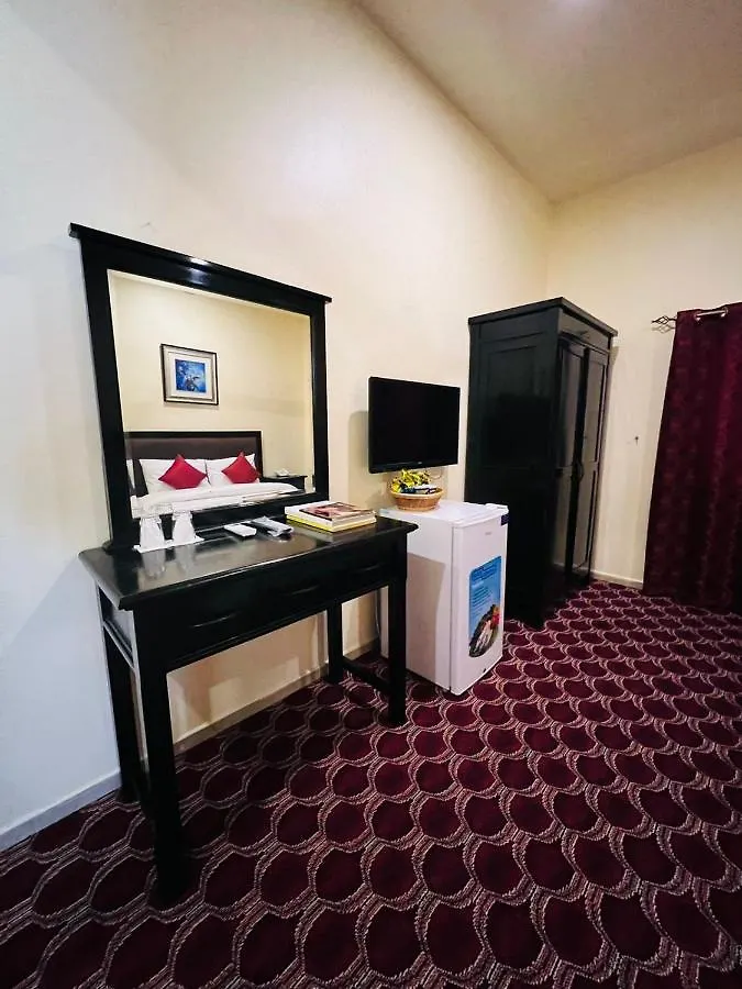 Dana Hotel-Clock Tower Sharjah Emirati Arabi Uniti