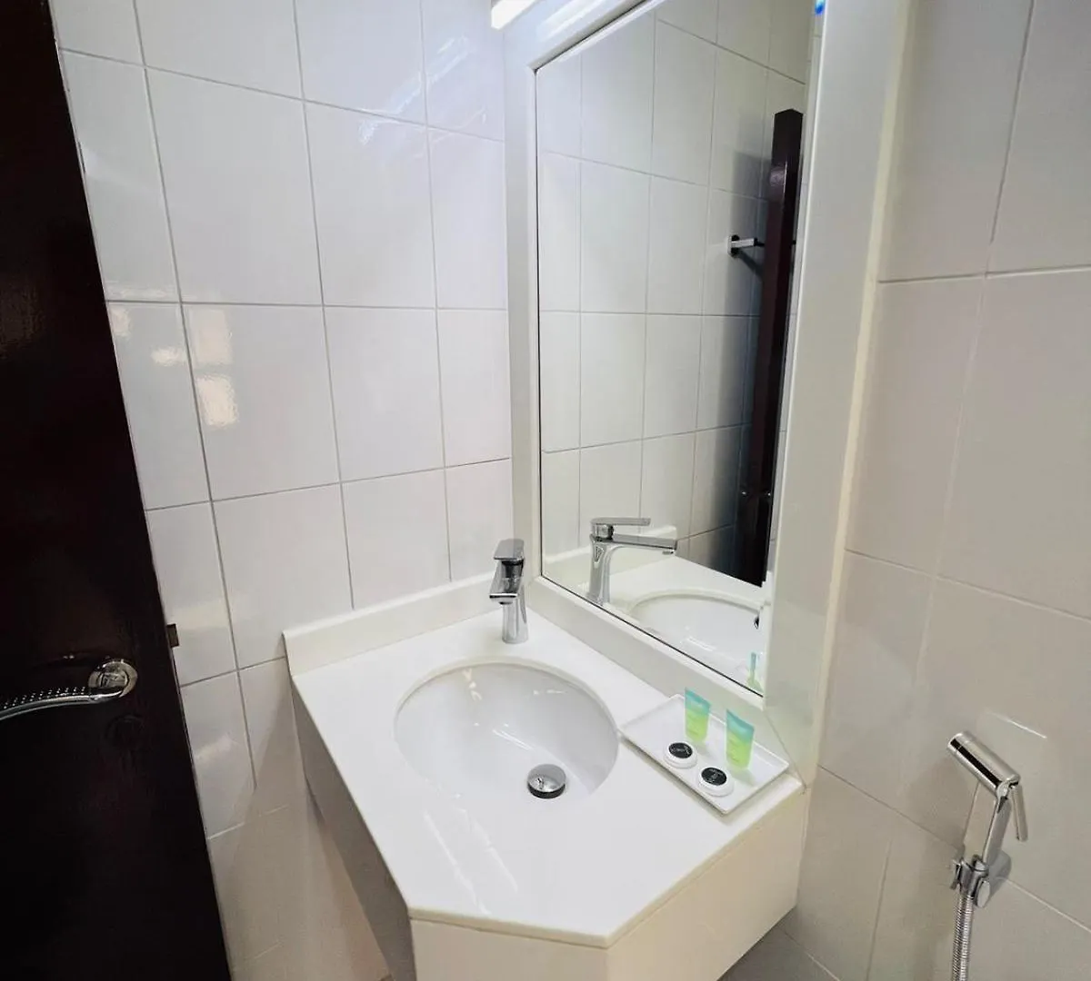 Dana Hotel Sharjah 0*,